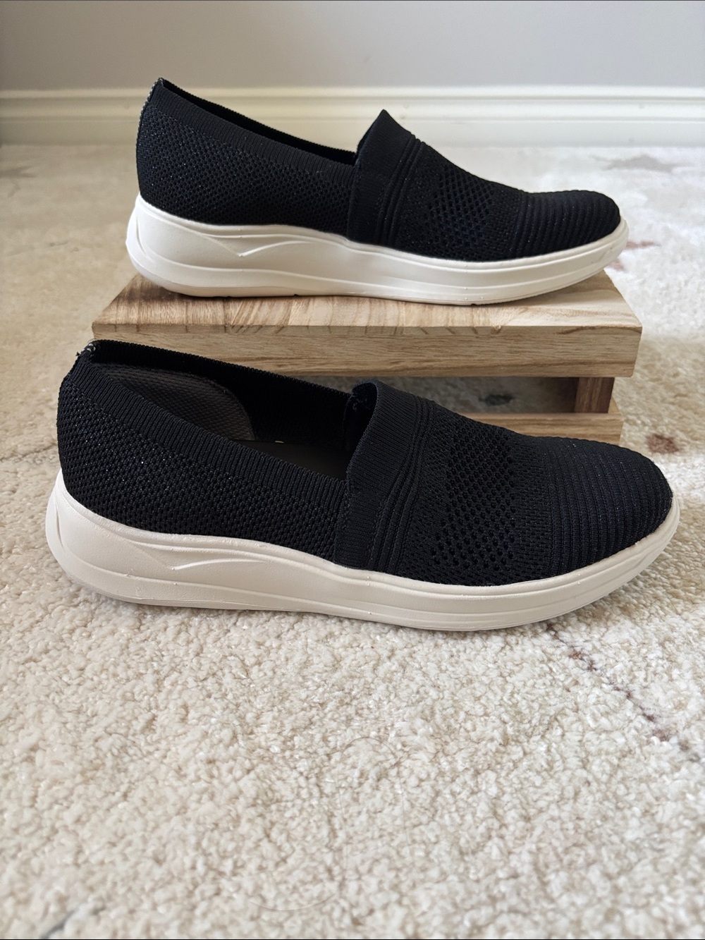 LifeStride with BZee’s Airstep Black “Rest” Slip-On Comfort Sneeaker